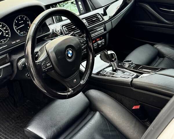 Белый БМВ 5 Серия, объемом двигателя 2.99 л и пробегом 189 тыс. км за 16400 $, фото 1 на Automoto.ua