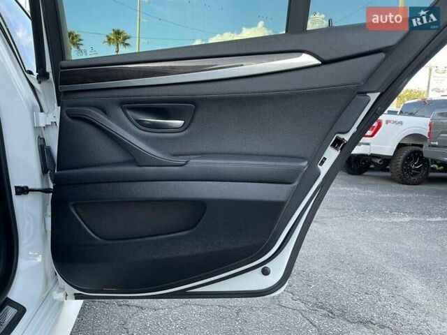 Білий БМВ 5 Серія, об'ємом двигуна 3 л та пробігом 158 тис. км за 7000 $, фото 29 на Automoto.ua