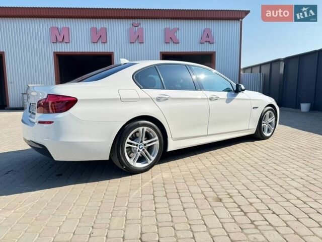 Білий БМВ 5 Серія, об'ємом двигуна 2 л та пробігом 218 тис. км за 17500 $, фото 7 на Automoto.ua