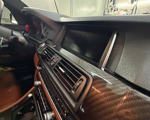 Белый БМВ 5 Серия, объемом двигателя 2.98 л и пробегом 190 тыс. км за 25500 $, фото 30 на Automoto.ua