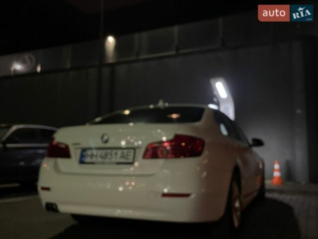Белый БМВ 5 Серия, объемом двигателя 2 л и пробегом 179 тыс. км за 17000 $, фото 4 на Automoto.ua