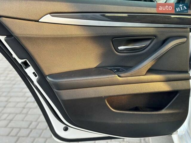 Белый БМВ 5 Серия, объемом двигателя 2 л и пробегом 250 тыс. км за 15500 $, фото 31 на Automoto.ua