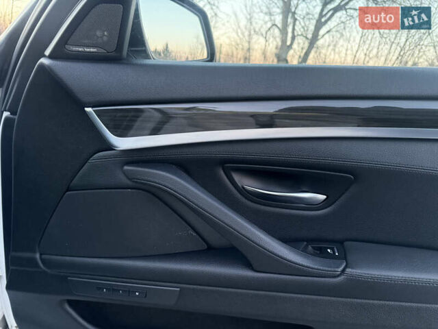 Белый БМВ 5 Серия, объемом двигателя 2 л и пробегом 161 тыс. км за 13650 $, фото 30 на Automoto.ua