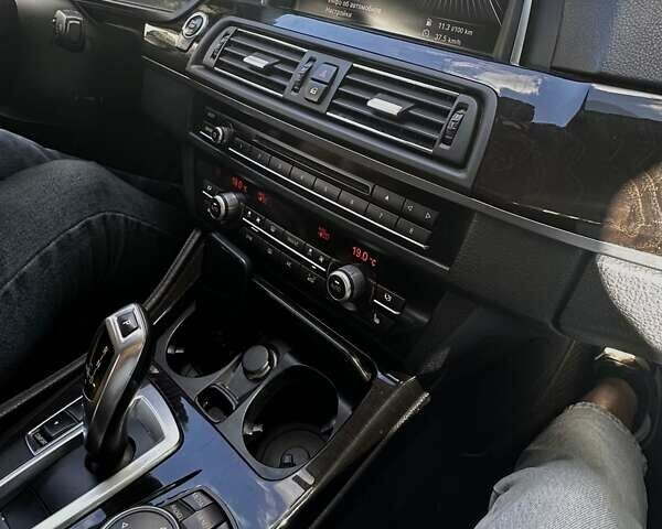 Білий БМВ 5 Серія, об'ємом двигуна 2 л та пробігом 130 тис. км за 16000 $, фото 4 на Automoto.ua
