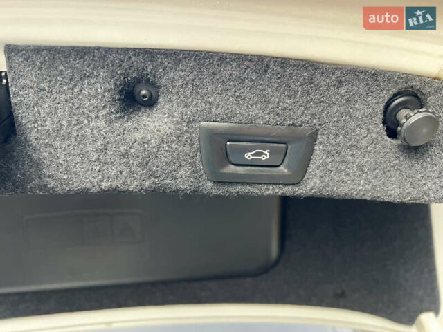 Белый БМВ 5 Серия, объемом двигателя 2 л и пробегом 275 тыс. км за 18500 $, фото 49 на Automoto.ua