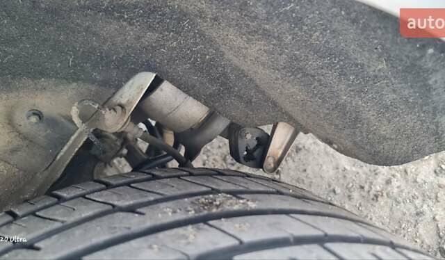 Белый БМВ 5 Серия, объемом двигателя 3 л и пробегом 117 тыс. км за 23000 $, фото 25 на Automoto.ua