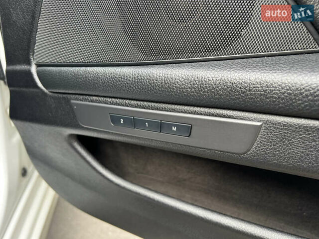 Белый БМВ 5 Серия, объемом двигателя 2 л и пробегом 275 тыс. км за 18500 $, фото 36 на Automoto.ua