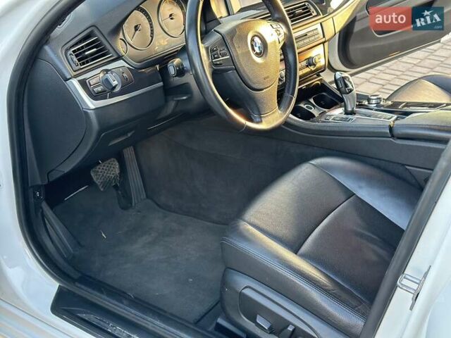 Белый БМВ 5 Серия, объемом двигателя 2 л и пробегом 250 тыс. км за 15500 $, фото 21 на Automoto.ua