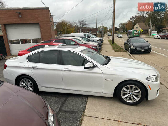 Белый БМВ 5 Серия, объемом двигателя 2 л и пробегом 92 тыс. км за 2900 $, фото 6 на Automoto.ua