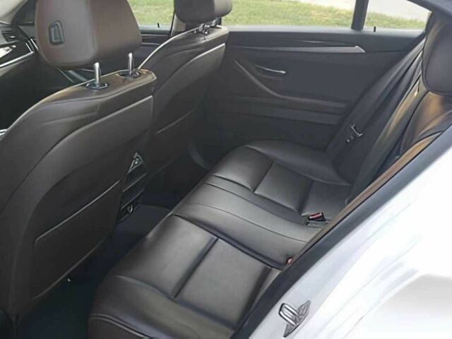 Білий БМВ 5 Серія, об'ємом двигуна 3 л та пробігом 78 тис. км за 13750 $, фото 10 на Automoto.ua