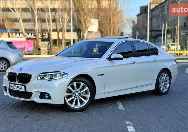 Белый БМВ 5 Серия, объемом двигателя 2.98 л и пробегом 220 тыс. км за 16000 $, фото 1 на Automoto.ua