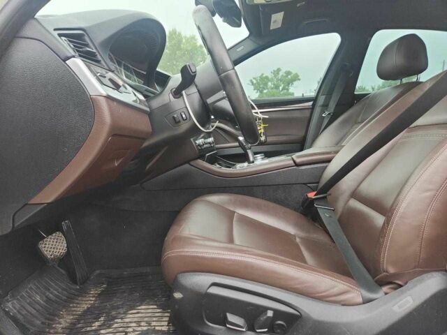 Білий БМВ 5 Серія, об'ємом двигуна 3 л та пробігом 150 тис. км за 5000 $, фото 6 на Automoto.ua