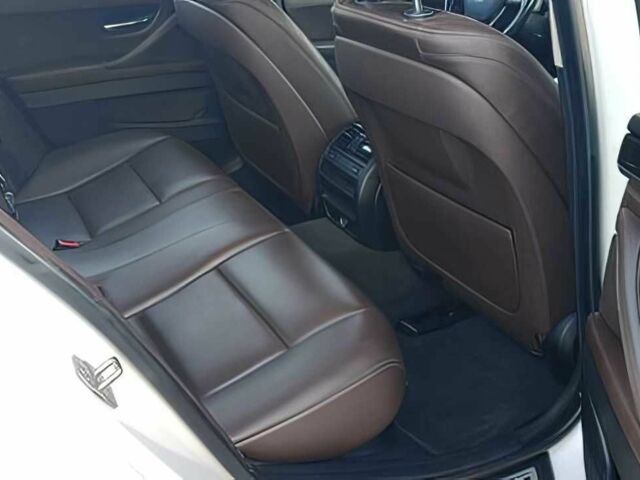 Білий БМВ 5 Серія, об'ємом двигуна 3 л та пробігом 78 тис. км за 13750 $, фото 11 на Automoto.ua