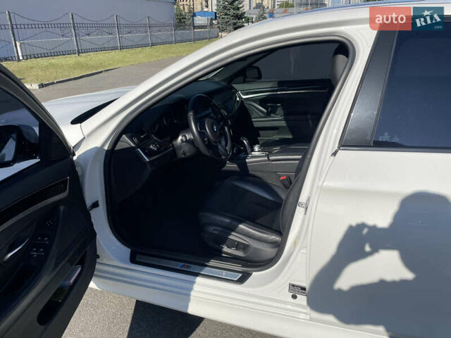 Белый БМВ 5 Серия, объемом двигателя 2.98 л и пробегом 101 тыс. км за 21300 $, фото 8 на Automoto.ua