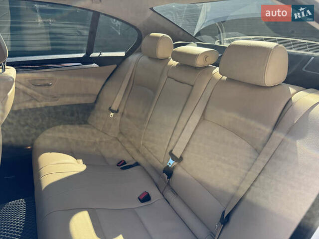 Білий БМВ 5 Серія, об'ємом двигуна 2 л та пробігом 123 тис. км за 18500 $, фото 15 на Automoto.ua