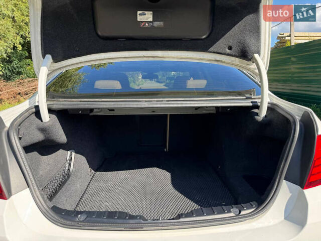 Білий БМВ 5 Серія, об'ємом двигуна 2 л та пробігом 123 тис. км за 18500 $, фото 14 на Automoto.ua