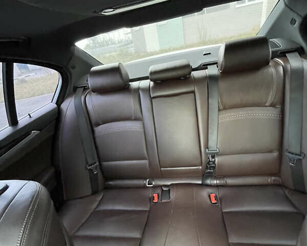 Білий БМВ 5 Серія, об'ємом двигуна 2.98 л та пробігом 120 тис. км за 19900 $, фото 7 на Automoto.ua