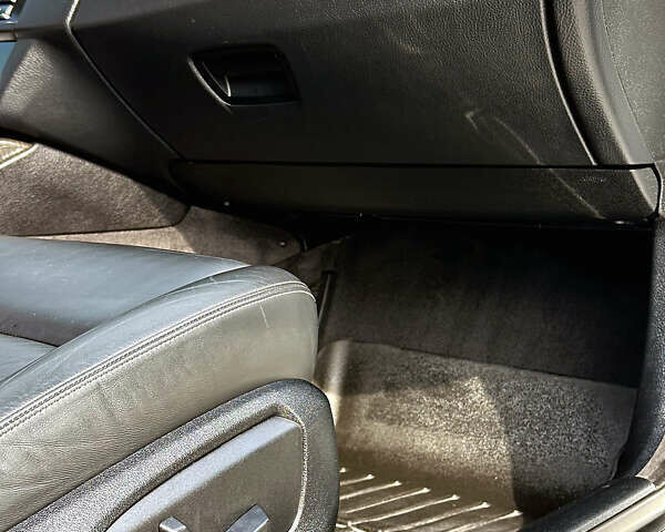 Білий БМВ 5 Серія, об'ємом двигуна 2 л та пробігом 149 тис. км за 16699 $, фото 38 на Automoto.ua