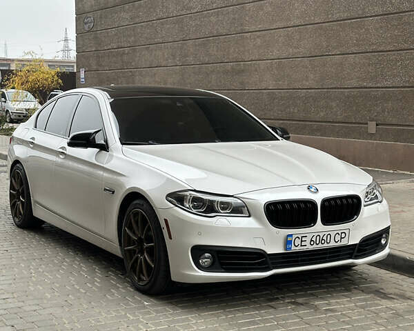 Белый БМВ 5 Серия, объемом двигателя 3 л и пробегом 84 тыс. км за 23500 $, фото 2 на Automoto.ua