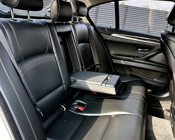 Білий БМВ 5 Серія, об'ємом двигуна 2 л та пробігом 150 тис. км за 16500 $, фото 46 на Automoto.ua