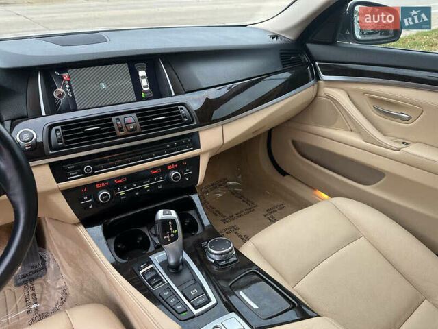 Белый БМВ 5 Серия, объемом двигателя 2 л и пробегом 92 тыс. км за 2900 $, фото 15 на Automoto.ua