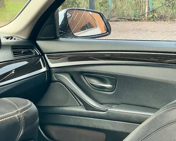 Білий БМВ 5 Серія, об'ємом двигуна 2 л та пробігом 166 тис. км за 21000 $, фото 8 на Automoto.ua