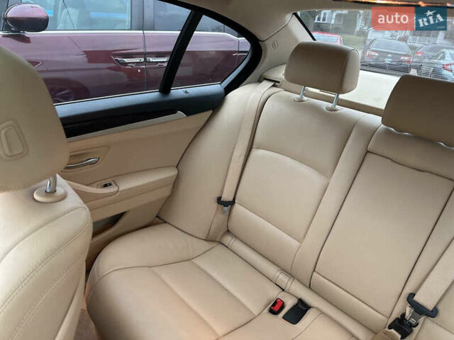 Белый БМВ 5 Серия, объемом двигателя 2 л и пробегом 92 тыс. км за 2900 $, фото 16 на Automoto.ua