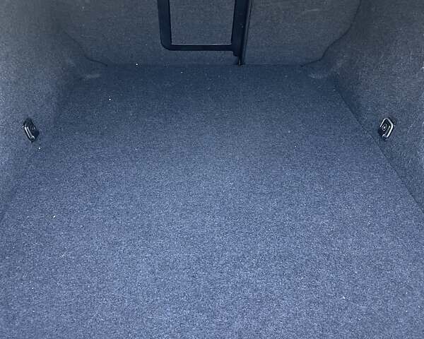 Білий БМВ 5 Серія, об'ємом двигуна 2 л та пробігом 125 тис. км за 18000 $, фото 11 на Automoto.ua