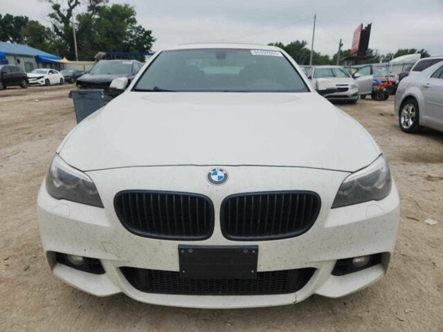 Білий БМВ 5 Серія, об'ємом двигуна 3 л та пробігом 150 тис. км за 5000 $, фото 4 на Automoto.ua