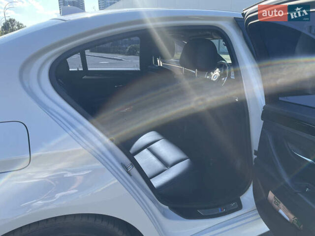 Белый БМВ 5 Серия, объемом двигателя 2.98 л и пробегом 101 тыс. км за 21300 $, фото 11 на Automoto.ua