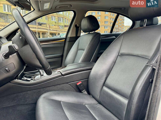 Белый БМВ 5 Серия, объемом двигателя 2.98 л и пробегом 196 тыс. км за 13000 $, фото 12 на Automoto.ua