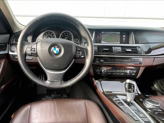 Білий БМВ 5 Серія, об'ємом двигуна 3 л та пробігом 75 тис. км за 4300 $, фото 8 на Automoto.ua