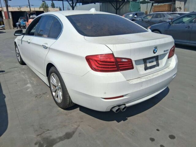 БМВ 5 Серия 2015 в Одессе на Automoto.ua Белый БМВ 5 Серия, объемом двигателя 2 л и пробегом 136 тыс. км за 9200 $, фото 3 на Automoto.ua