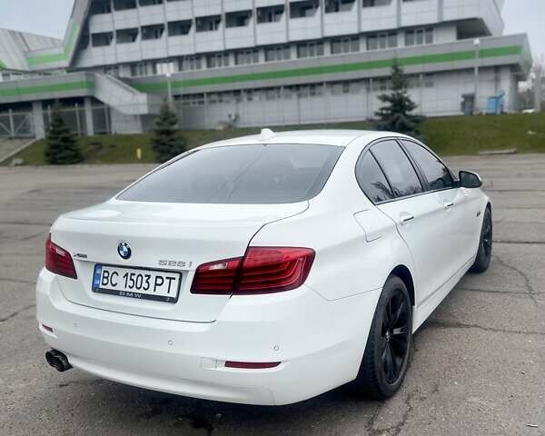 Білий БМВ 5 Серія, об'ємом двигуна 2 л та пробігом 149 тис. км за 16950 $, фото 27 на Automoto.ua
