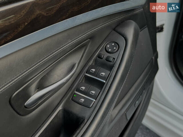 Белый БМВ 5 Серия, объемом двигателя 2.98 л и пробегом 128 тыс. км за 20699 $, фото 9 на Automoto.ua