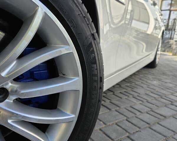 Белый БМВ 5 Серия, объемом двигателя 2 л и пробегом 120 тыс. км за 17200 $, фото 9 на Automoto.ua