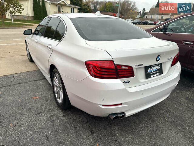 Белый БМВ 5 Серия, объемом двигателя 2 л и пробегом 92 тыс. км за 2900 $, фото 5 на Automoto.ua