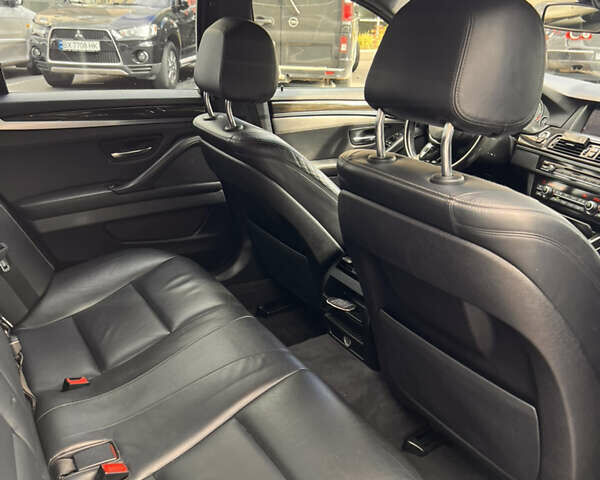 Белый БМВ 5 Серия, объемом двигателя 2.99 л и пробегом 202 тыс. км за 24000 $, фото 7 на Automoto.ua