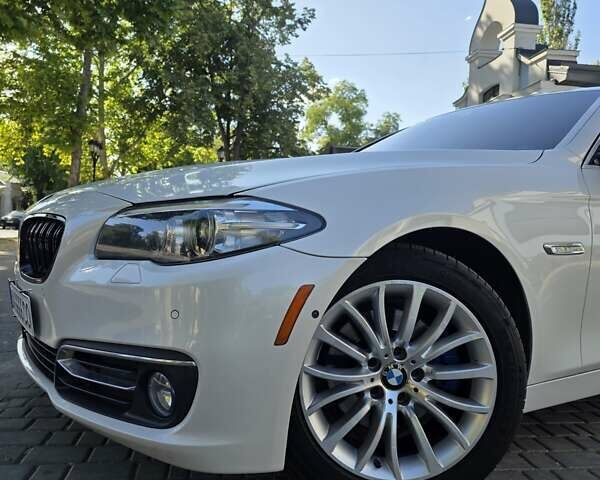 Белый БМВ 5 Серия, объемом двигателя 2 л и пробегом 120 тыс. км за 17200 $, фото 11 на Automoto.ua