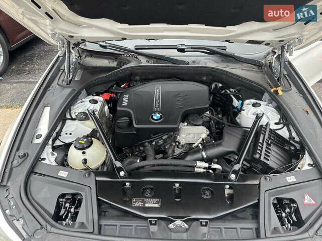 Белый БМВ 5 Серия, объемом двигателя 2 л и пробегом 92 тыс. км за 2900 $, фото 8 на Automoto.ua
