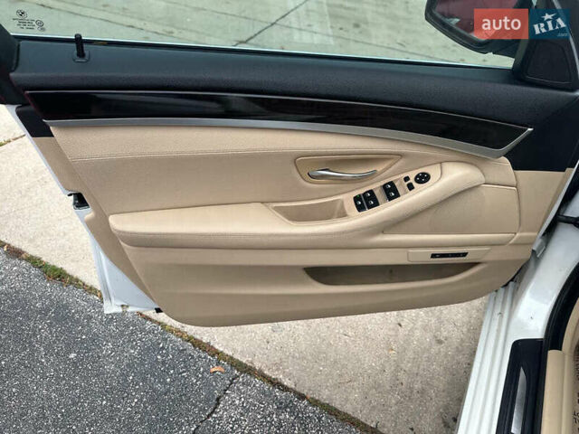 Белый БМВ 5 Серия, объемом двигателя 2 л и пробегом 92 тыс. км за 2900 $, фото 9 на Automoto.ua