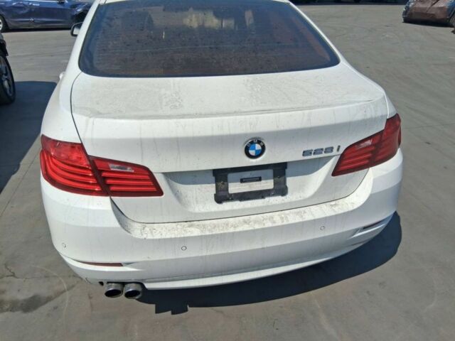 БМВ 5 Серия 2015 в Одессе на Automoto.ua Белый БМВ 5 Серия, объемом двигателя 2 л и пробегом 136 тыс. км за 9200 $, фото 2 на Automoto.ua