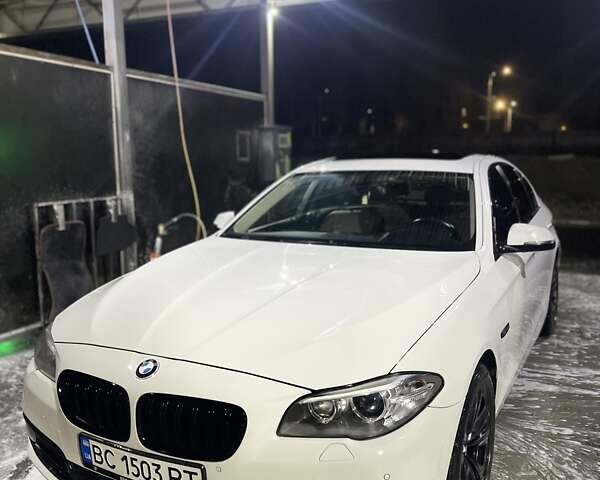 Білий БМВ 5 Серія, об'ємом двигуна 2 л та пробігом 149 тис. км за 16950 $, фото 1 на Automoto.ua