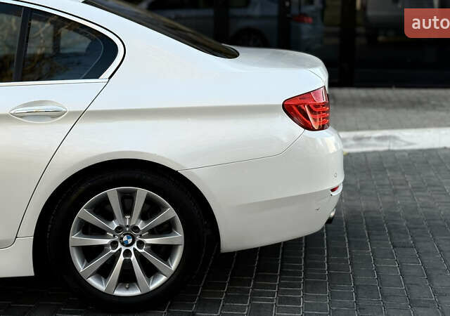 Білий БМВ 5 Серія, об'ємом двигуна 2.98 л та пробігом 220 тис. км за 18100 $, фото 7 на Automoto.ua