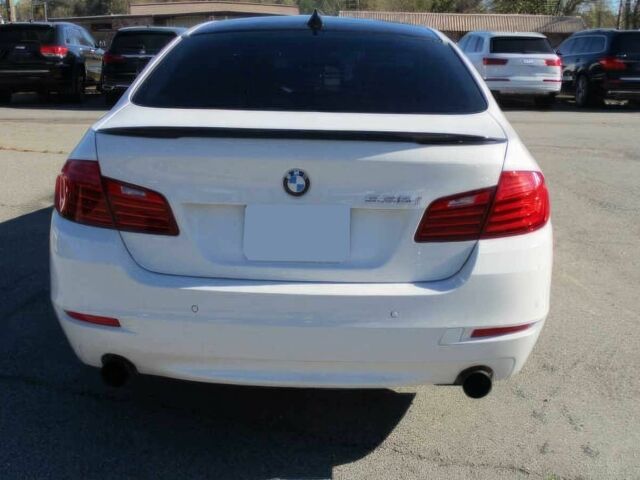 Белый БМВ 5 Серия, объемом двигателя 3 л и пробегом 74 тыс. км за 14500 $, фото 4 на Automoto.ua