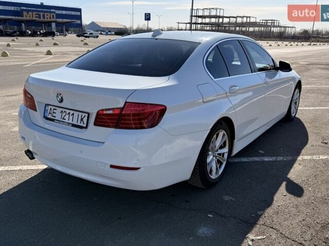 Белый БМВ 5 Серия, объемом двигателя 2 л и пробегом 293 тыс. км за 17500 $, фото 3 на Automoto.ua