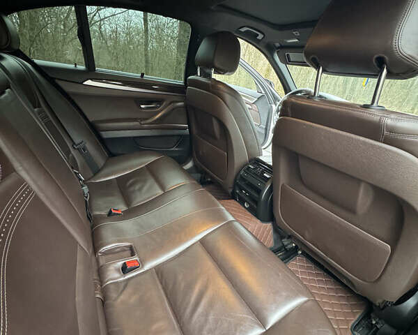 Белый БМВ 5 Серия, объемом двигателя 3 л и пробегом 144 тыс. км за 19000 $, фото 16 на Automoto.ua