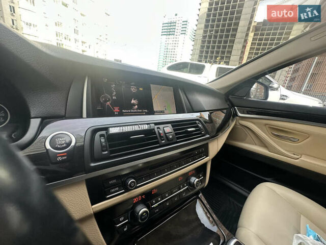Білий БМВ 5 Серія, об'ємом двигуна 2 л та пробігом 195 тис. км за 14300 $, фото 10 на Automoto.ua