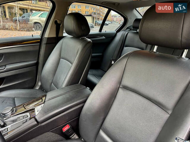 Белый БМВ 5 Серия, объемом двигателя 2.98 л и пробегом 196 тыс. км за 13000 $, фото 14 на Automoto.ua