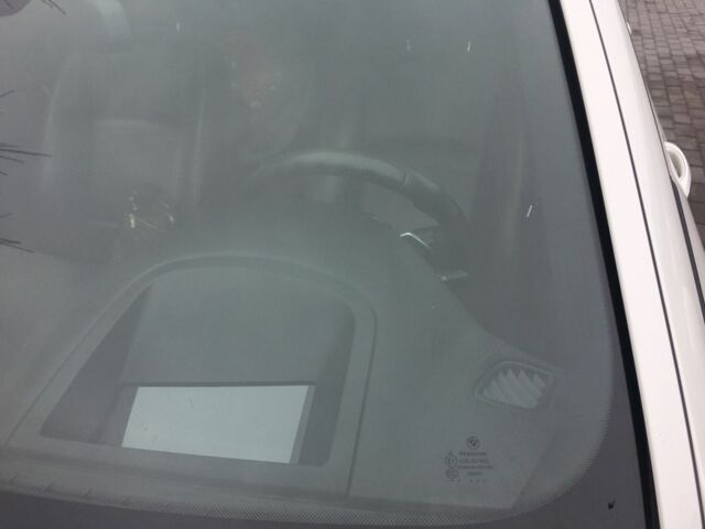 Белый БМВ 5 Серия, объемом двигателя 3 л и пробегом 180 тыс. км за 19600 $, фото 5 на Automoto.ua